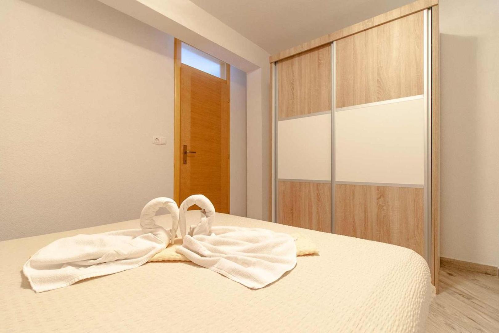 Villa Raguz Sa Privatnom Plazom I Garazom Неум Экстерьер фото