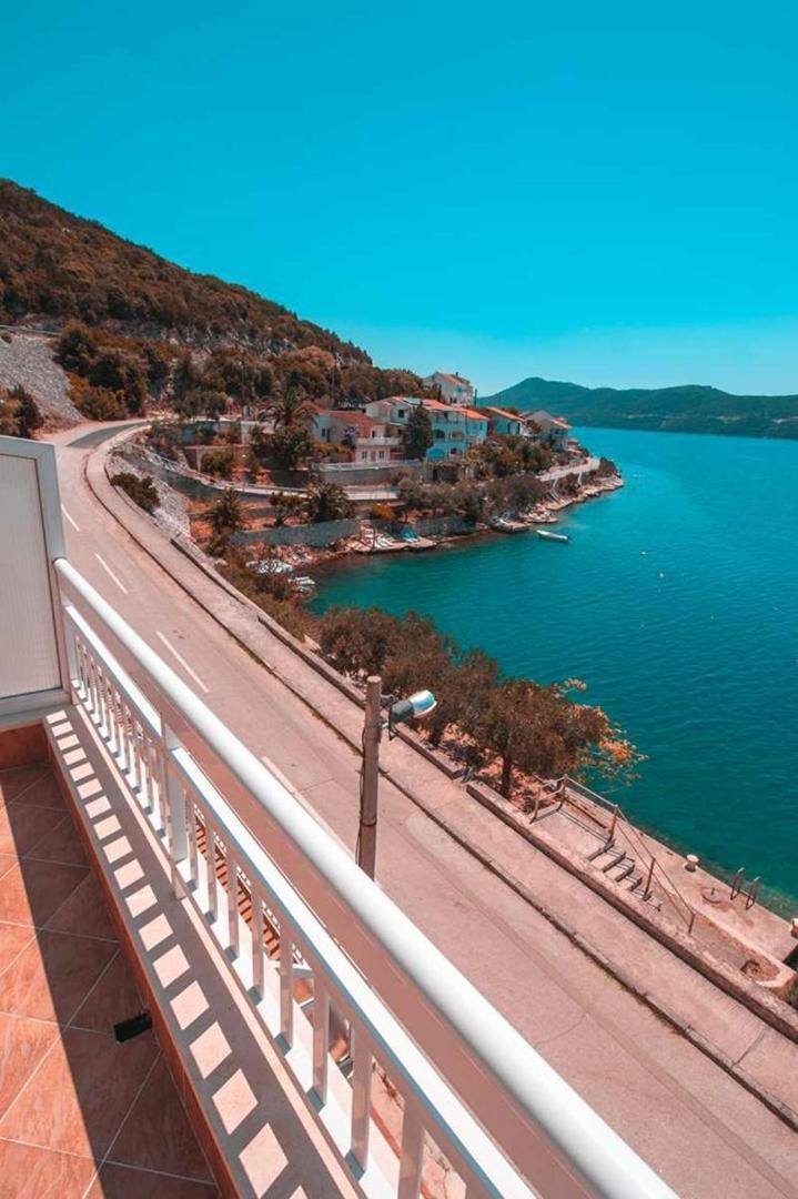 Villa Raguz Sa Privatnom Plazom I Garazom Неум Экстерьер фото