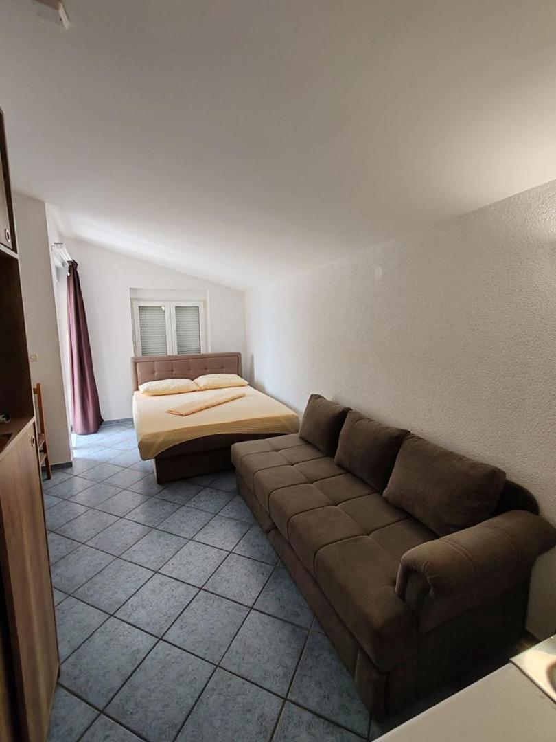 Villa Raguz Sa Privatnom Plazom I Garazom Неум Экстерьер фото