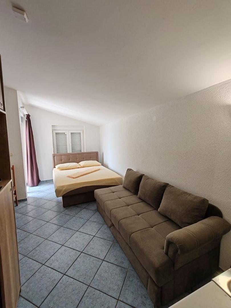 Villa Raguz Sa Privatnom Plazom I Garazom Неум Экстерьер фото